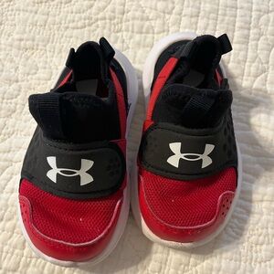 Toddler Under Armour tennis shoes/sneakers size 5